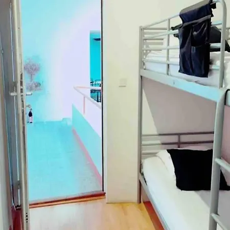 Studio For 4 People *